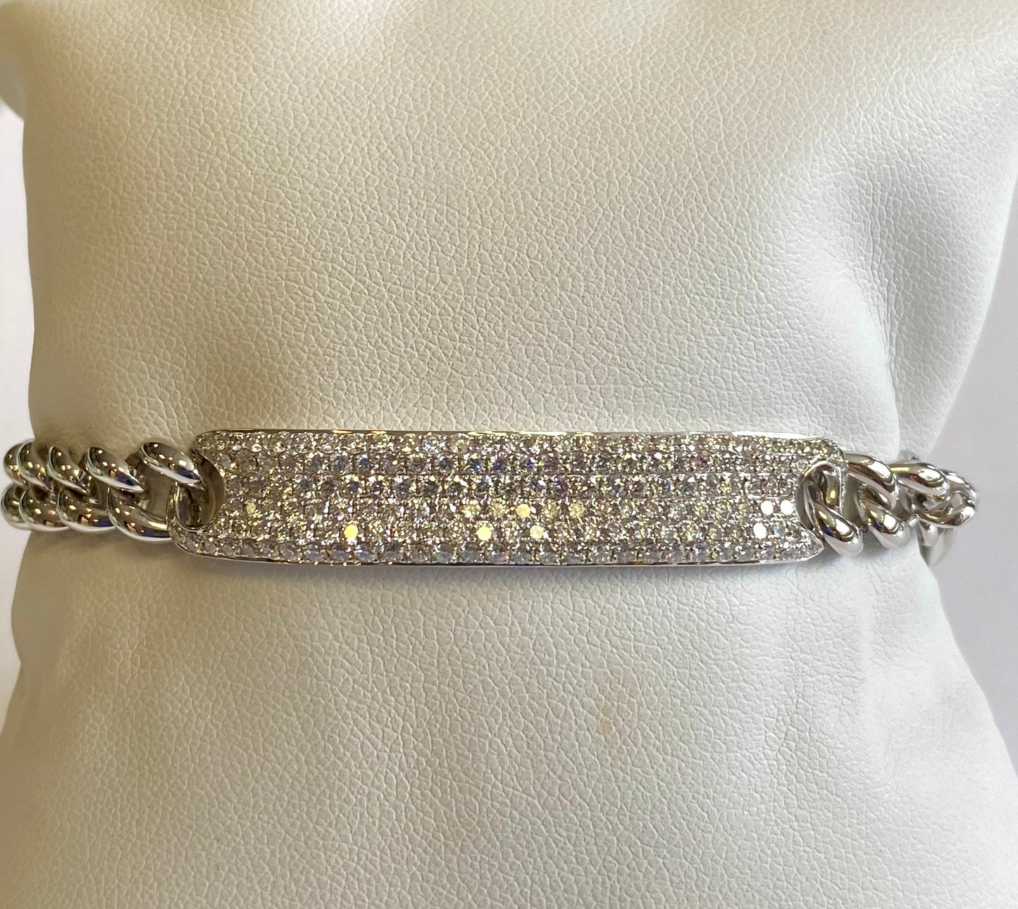 2.01ct. 18K White Gold Diamond ID Bracelet